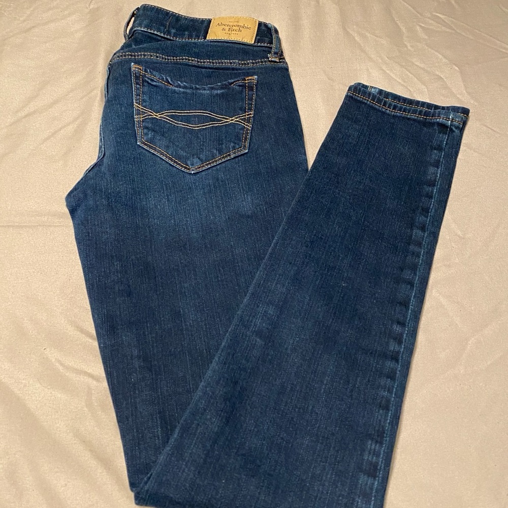 Abercrombie & Fitch Jeans - Low Rise - Size: 0S